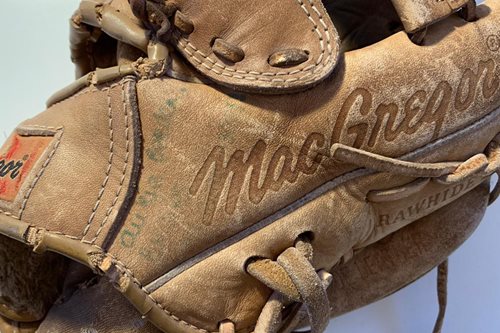 Glove-1-(1).jpg