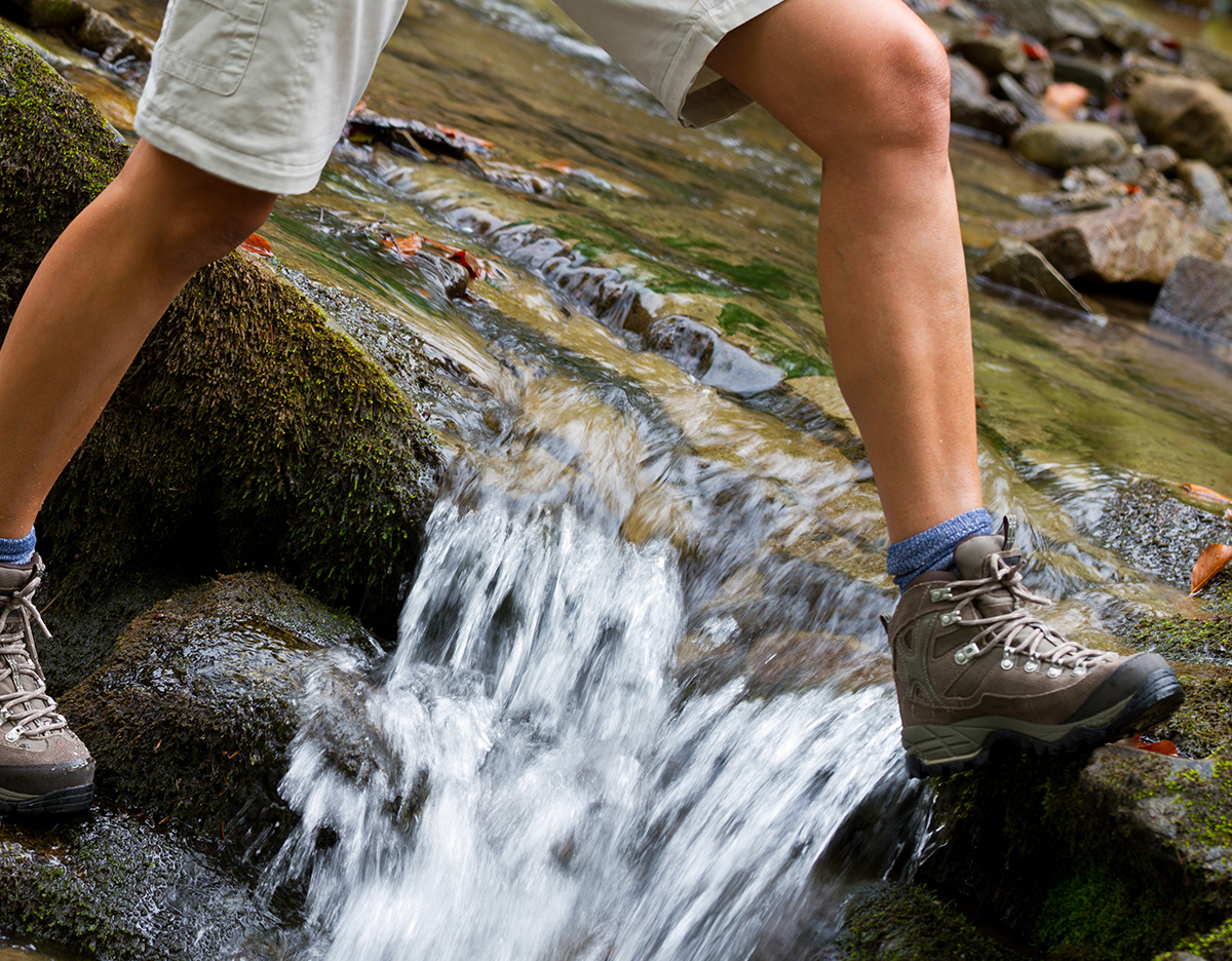 hikingboot3.jpg hikingboot3.jpg